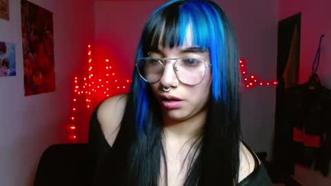 victoria online show from 04.30.26