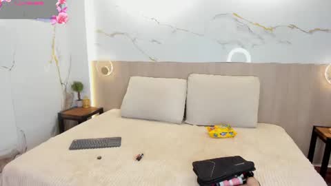  Victoria H  online show from 06.19.26