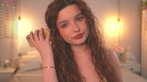       online show from 10.10.25