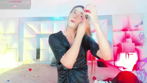 Victoria online show from 04.11.26