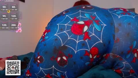 Snapshot of victoria_monteroo chatting on 12.30.24 Call me Vic online show from 12.30.24