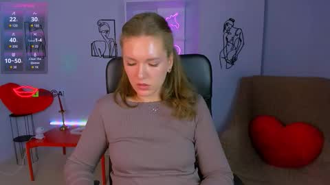 Snapshot of victoria_pretty_ chatting on 10.14.25 Victoria online show from 10.14.25