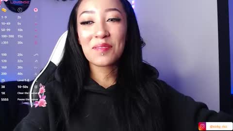 Snapshot of victoria_ricci_a chatting on 11.08.25 Victoria online show from 11.08.25