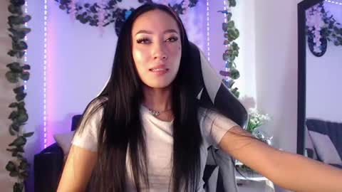 Victoria  online show from 06.17.26