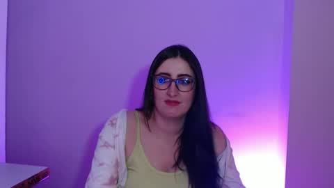 Victoria online show from 01.27.25