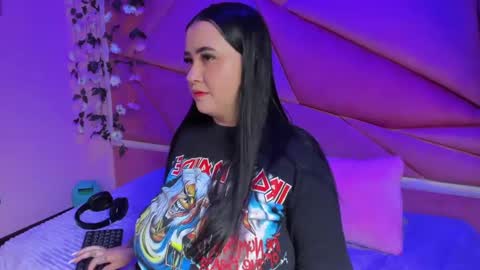 Victoria online show from 10.11.25