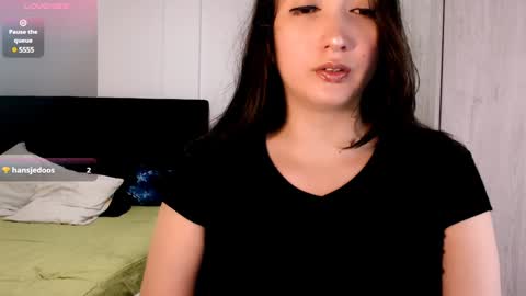 Victoria online show from 01.13.25
