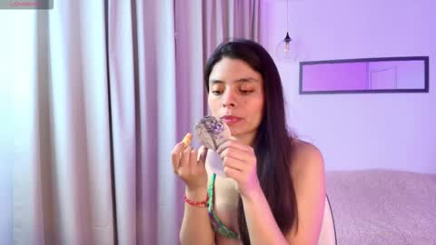 Victoria online show from 10.06.25