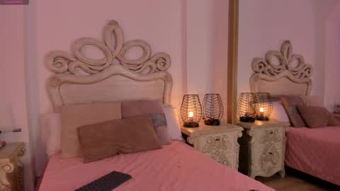 Snapshot of victoria_vallejo chatting on 01.16.25 victoria online show from 01.16.25