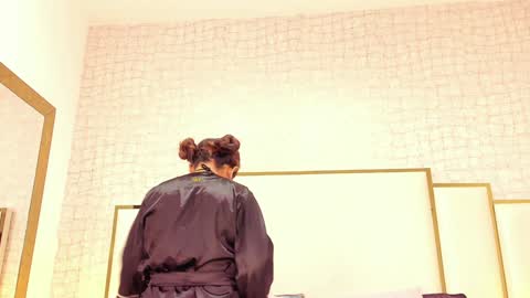 Victoria Sofia online show from 02.09.25