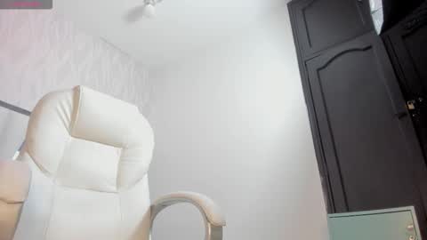 Victoria Sofia online show from 03.25.26