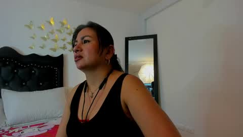victoriacg online show from 04.23.26