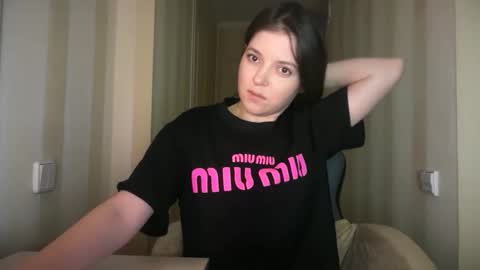 victoriadaily online show from 12.22.25