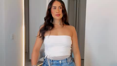 Snapshot of victoriafit7 chatting on 11.29.25 Vcitoria online show from 11.29.25