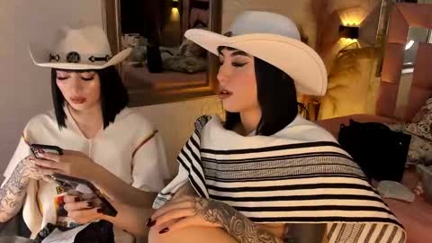Snapshot of victoriagolden chatting on 12.13.24 VICTORIA online show from 12.13.24