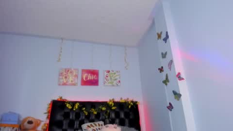 Victoria Larson - Independient Model online show from 10.01.25