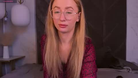 Victoria online show from 11.10.25