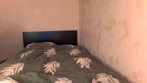 Eva and Victor online show from 12.06.24