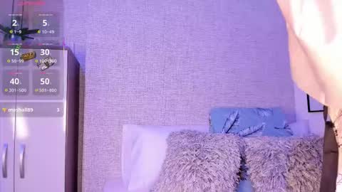 Snapshot of victorianoah_ chatting on 11.25.25 Victoria online show from 11.25.25