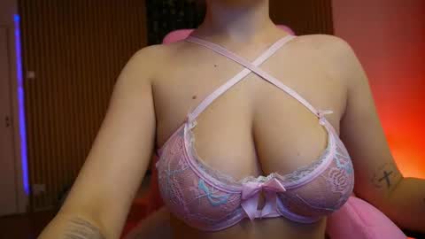 victoriarim online show from 02.22.26