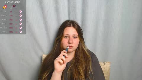 victoriassecrets_ online show from 09.26.25