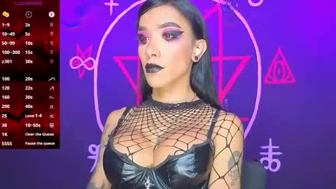 Victoria Vampire online show from 11.09.25