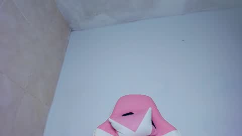 samantha victoria hall online show from 02.16.25