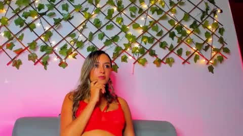 victoriia_rose_ online show from 11.30.25