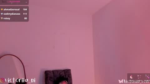   Annie  vic  online show from 03.05.25