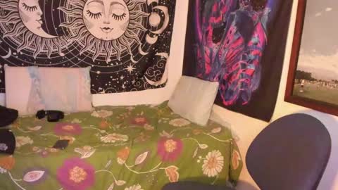 Snapshot of victorino_jhonson chatting on 12.27.24 Victorino Jhonson online show from 12.27.24