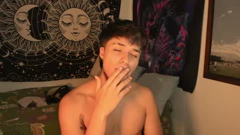 Snapshot of victorino_jhonson chatting on 01.02.25 Victorino Jhonson online show from 01.02.25