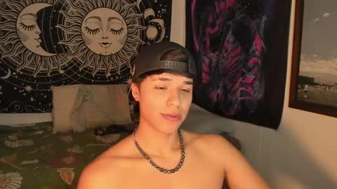 Snapshot of victorino_jhonson chatting on 01.31.25 Victorino Jhonson online show from 01.31.25