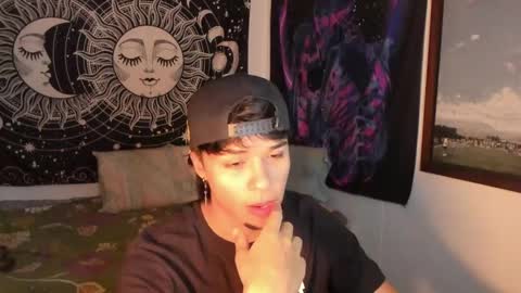 Snapshot of victorino_jhonson chatting on 03.10.25 Victorino Jhonson online show from 03.10.25