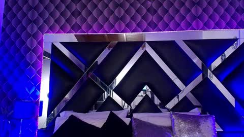 victtoria lee online show from 09.18.25