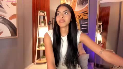 Karla online show from 10.04.25