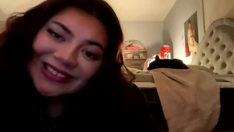 viennavisabelle online show from 10.21.25