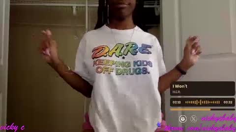 Snapshot of viiickyyy chatting on 02.13.25 Vicky C Vicky V - Vicky C Baby Baby Vee - Schoolgurl V - V the Qween of Edging - Miss Vicky if U Nasty online show from 02.13.25