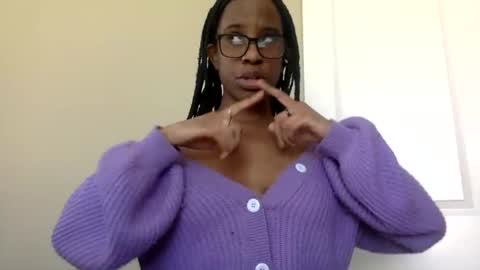 Snapshot of viiickyyy chatting on 02.28.25 Vicky C Vicky V - Vicky C Baby Baby Vee - Schoolgurl V - V the Qween of Edging - Miss Vicky if U Nasty online show from 02.28.25