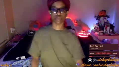 Vicky C Vicky V - Vicky C Baby Baby Vee - Schoolgurl V - V the Qween of Edging - Miss Vicky if U Nasty online show from 10.17.25