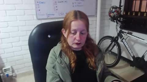 Snapshot of viioletamora chatting on 02.13.25 Violeta online show from 02.13.25