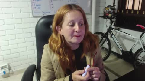 Snapshot of viioletamora chatting on 02.16.25 Violeta online show from 02.16.25