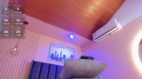 Viiolett online show from 12.29.24
