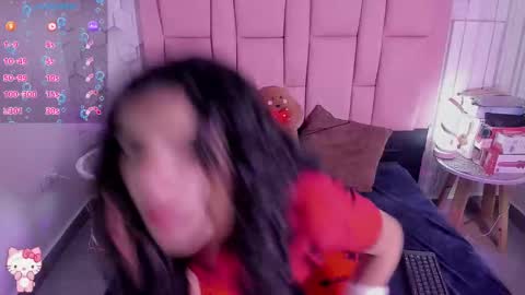 Snapshot of viiolettlopez chatting on 11.07.25 Violet online show from 11.07.25