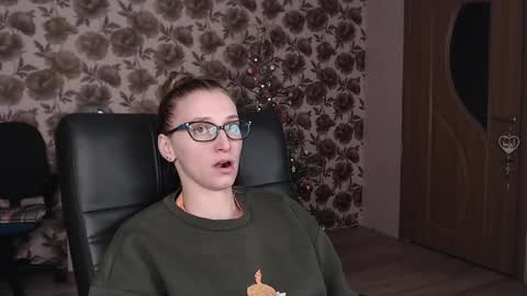 Vika online show from 12.29.24