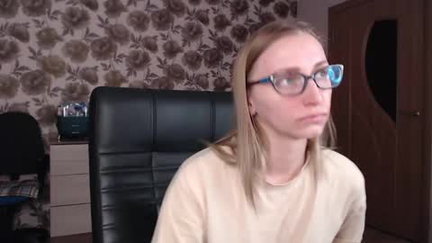Vika online show from 01.18.25