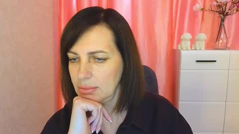 Vika online show from 11.23.25