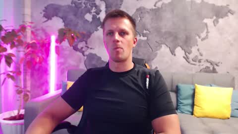 Snapshot of vikingchrisss chatting on 10.11.25 vikingchrisss online show from 10.11.25