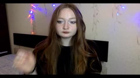 vikippink online show from 10.13.25