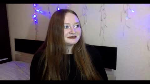 vikippink online show from 10.15.25