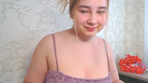 Snapshot of vikiwaitingforyou chatting on 06.28.26 Vitoria online show from 06.28.26